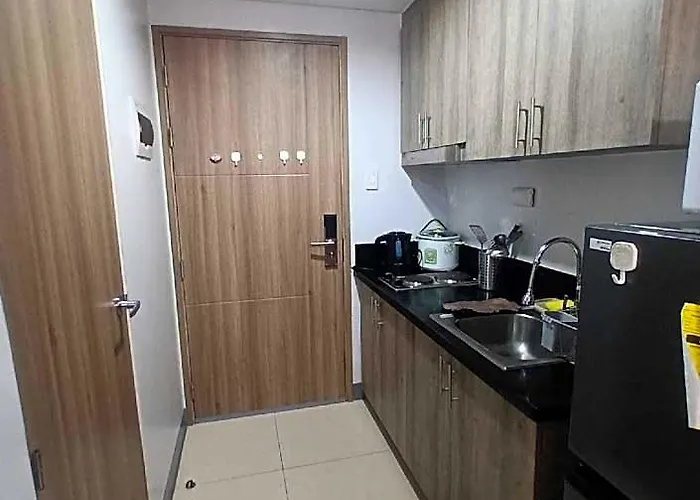 Staycation Near Moa By Cozypura With Pay Parking Hotel 4*